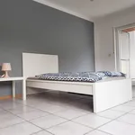 Miete 5 Schlafzimmer wohnung von 150 m² in Obersulm