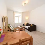 Pronajměte si 3 ložnic/e byt o rozloze 63 m² v Prague