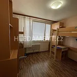 Pronajměte si 3 ložnic/e byt o rozloze 53 m² v Capital City of Prague