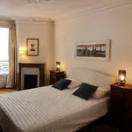 Rent 2 bedroom apartment of 700 m² in Paris