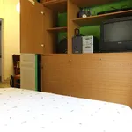 Rent 3 bedroom apartment in Barcelona