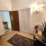 Rent 5 bedroom apartment of 250 m² in Novoli