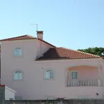 Rent 2 bedroom house of 180 m² in Avis