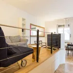 Rent 2 bedroom apartment of 90 m² in milan