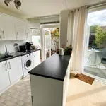 Rent 3 bedroom house in Elmbridge