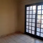 Rent 4 bedroom apartment in Polokwane