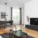 Rent 1 bedroom apartment of 61 m² in Berlin