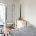 Rent a room in lisbon