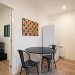 Rent 1 bedroom apartment of 25 m² in Barcelona