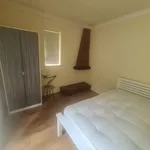 Rent 8 bedroom house in East Midlands