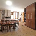 Rent 4 bedroom apartment of 82 m² in Rivisondoli