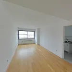 Alquilo 2 dormitorio apartamento de 84 m² en Madrid