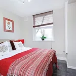 Rent 3 bedroom flat in London