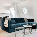 Rent 1 bedroom apartment of 50 m² in paris