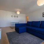 Rent 2 bedroom apartment of 95 m² in lisbon