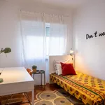 Rent 4 bedroom apartment in Lisbon