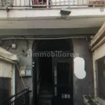 Affitto 2 camera appartamento di 50 m² in Naples