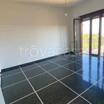 Rent 5 bedroom apartment of 164 m² in Genova