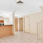 Rent 4 bedroom house in Parklea