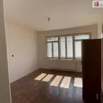 Pronajměte si 4 ložnic/e byt o rozloze 107 m² v Luhačovice