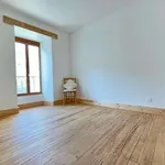 Appartement de 55 m² avec 2 chambre(s) en location à Largentière