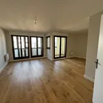 Rent 2 bedroom apartment of 89 m² in Le Kremlin-Bicêtre