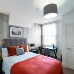 room in Argyle Street, Reading