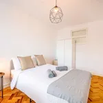 Rent a room in lisbon