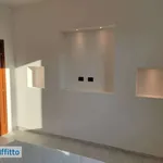 Rent 2 bedroom apartment of 65 m² in Milan