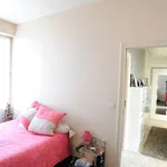 Appartement de 76 m² avec 4 chambre(s) en location à LA