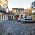 Rent 2 bedroom apartment of 101 m² in Torino