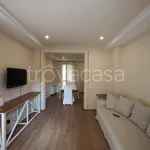 Rent 4 bedroom apartment of 80 m² in Firenze