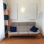 Pronajměte si 1 ložnic/e byt o rozloze 24 m² v Prague