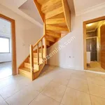 Rent 4 bedroom apartment of 130 m² in İstanbul