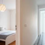 Rent 1 bedroom apartment in Lisbon