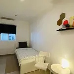 Rent a room in lisbon