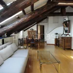 Rent 2 bedroom apartment of 90 m² in Torino