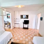 Appartement de 60 m² avec 2 chambre(s) en location à Les