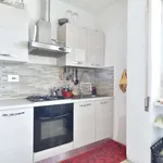 Rent a room of 140 m² in rome