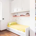 Rent 3 bedroom apartment of 120 m² in Milano