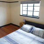 Rent 2 bedroom apartment in Melbourne