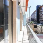 Rent 4 bedroom apartment of 115 m² in Lisboa