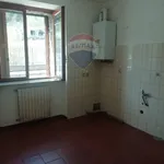 Rent 4 bedroom house of 160 m² in Berbenno