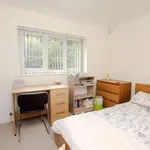 Rent 3 bedroom flat in West Midlands