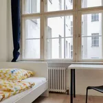 Rent a room of 155 m² in berlin