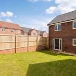 Rent 4 bedroom house in Yorkshire And The Humber