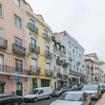 Rent 3 bedroom apartment in lisbon