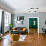 Pronajměte si 3 ložnic/e byt o rozloze 160 m² v Prague