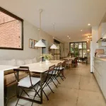 Rent 5 bedroom house of 270 m² in Barcelona