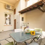 Rent 1 bedroom apartment of 60 m² in Florence